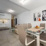 With 3 Bedrooms *