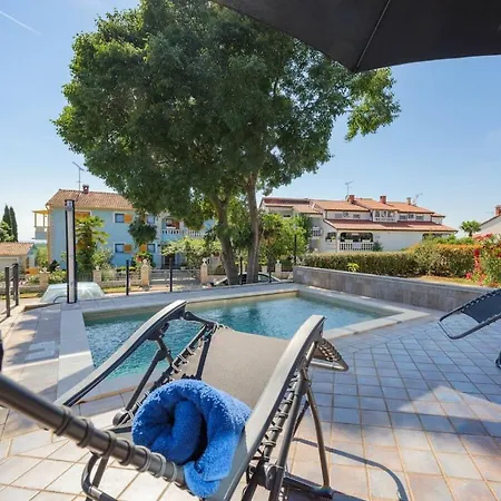 With 3 Bedrooms Ferienhaus *