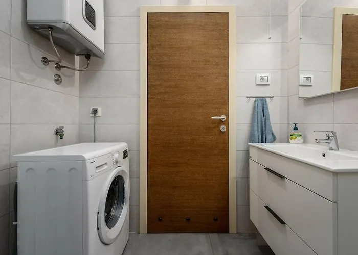 With 3 Bedrooms *