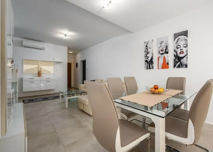With 3 Bedrooms *
