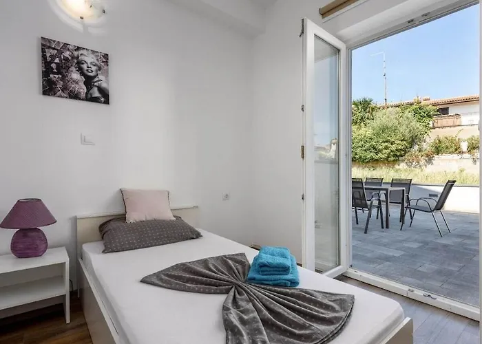 Будинок відпочинку With 3 Bedrooms